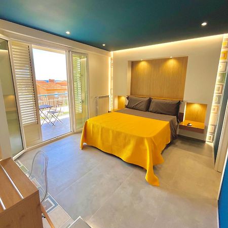Mongibello Rooftop มอนเดลโล ภายนอก รูปภาพ
