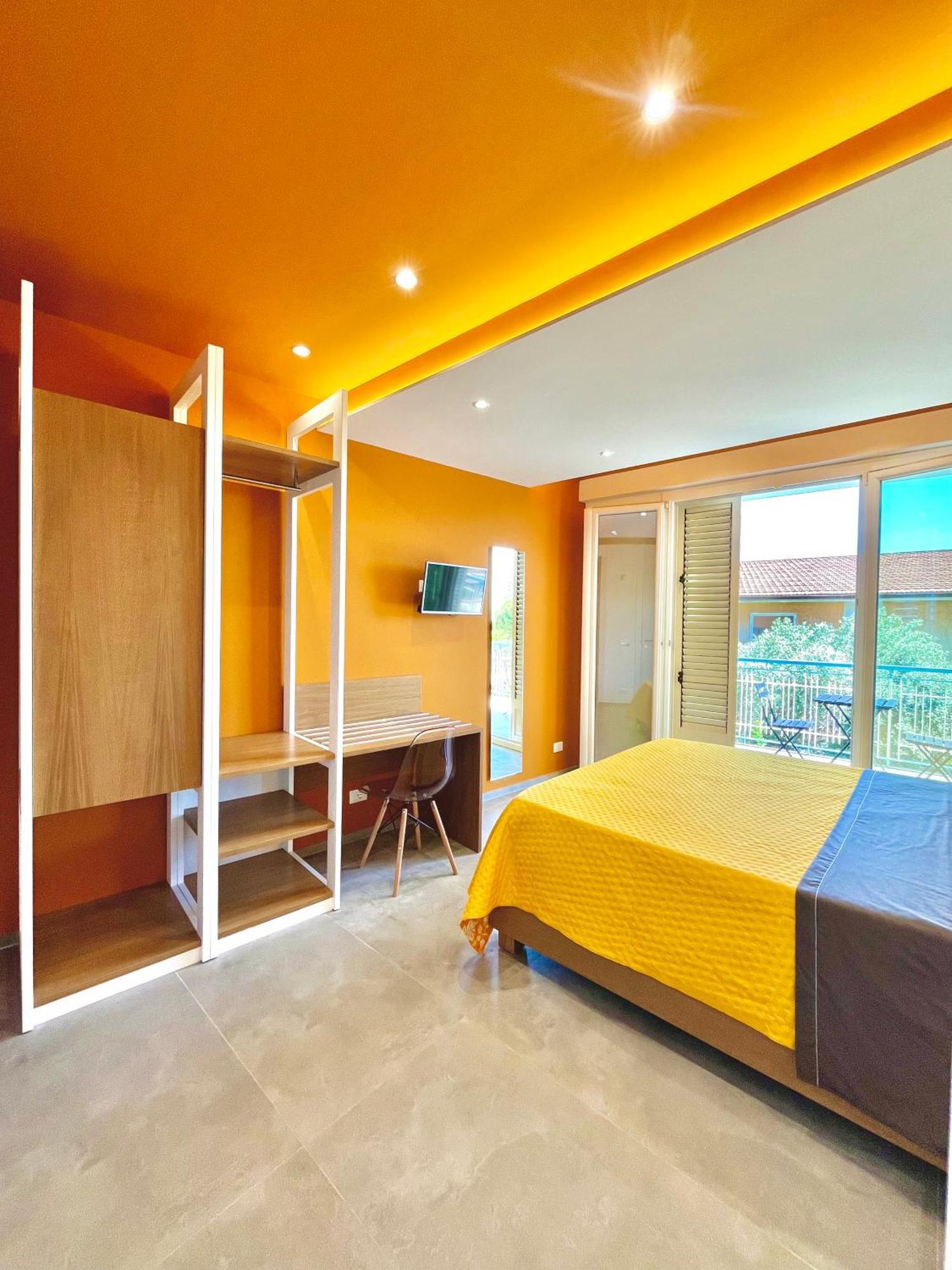 Mongibello Rooftop มอนเดลโล ภายนอก รูปภาพ